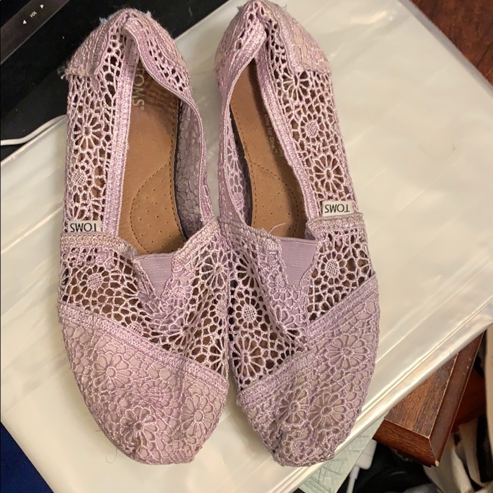 Toms